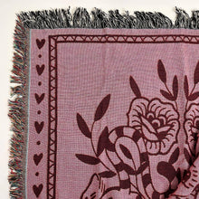 Load image into Gallery viewer, Pink cats woven tapestry blanket
