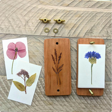 Load image into Gallery viewer, Pocket Sized Flower Press With Lavender Design
