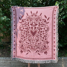 Load image into Gallery viewer, Pink cats woven tapestry blanket

